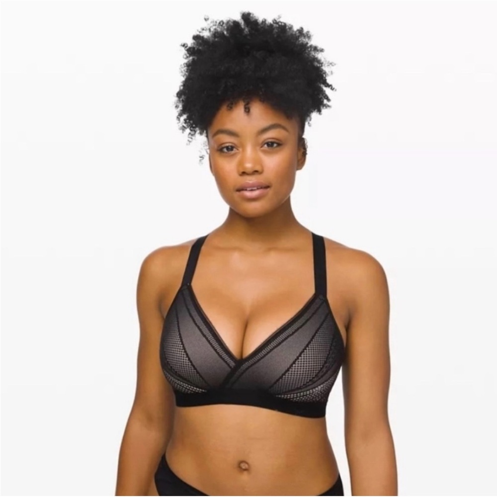 Lululemon Awake to lace Bra 32 C - Picture 2 of 7
